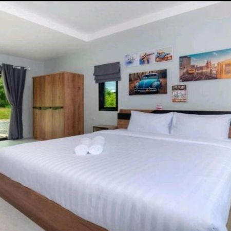 มาลินี เฮาส์ Hotel หาดบางเทา ภายนอก รูปภาพ