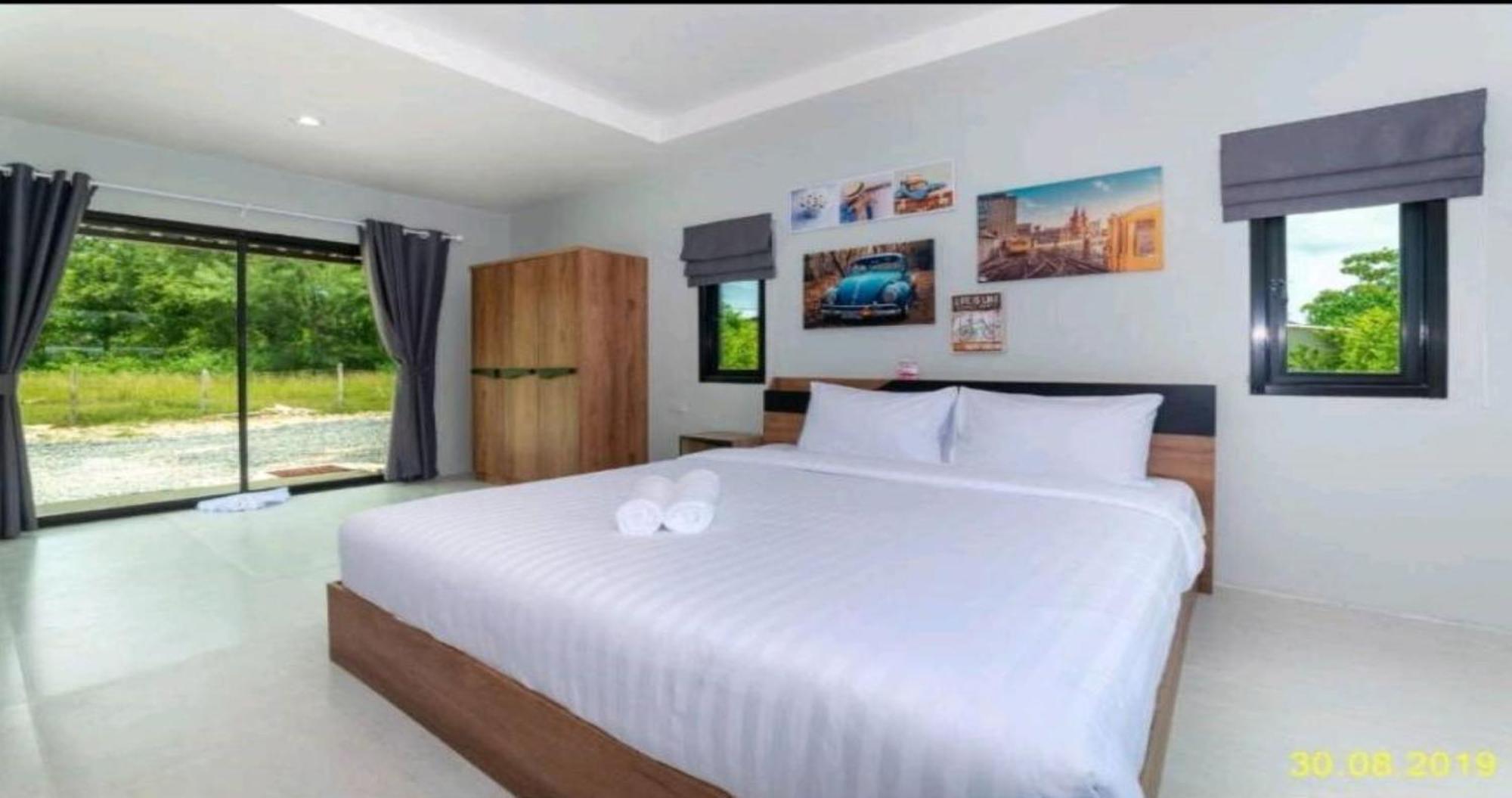 มาลินี เฮาส์ Hotel หาดบางเทา ภายนอก รูปภาพ