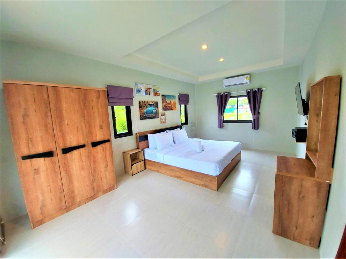 มาลินี เฮาส์ Hotel หาดบางเทา ภายนอก รูปภาพ