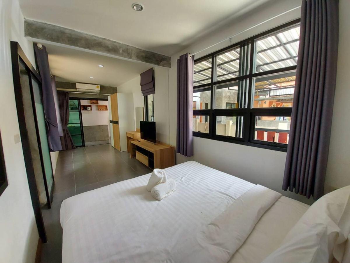 มาลินี เฮาส์ Hotel หาดบางเทา ภายนอก รูปภาพ